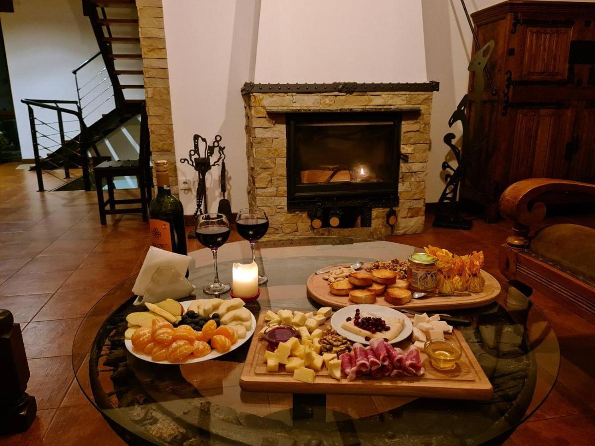 Skhidnytsia Villa Zoryany Dvir מראה חיצוני תמונה